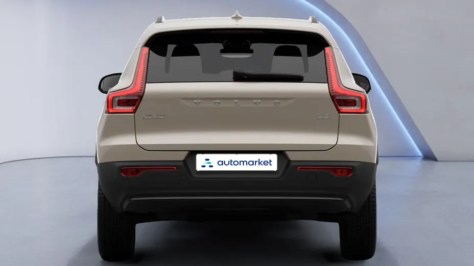 VOLVO XC40 XC40 B3 Plus Dark aut Nowy