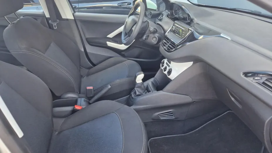 PEUGEOT 208 208 1.2 PureTech Active