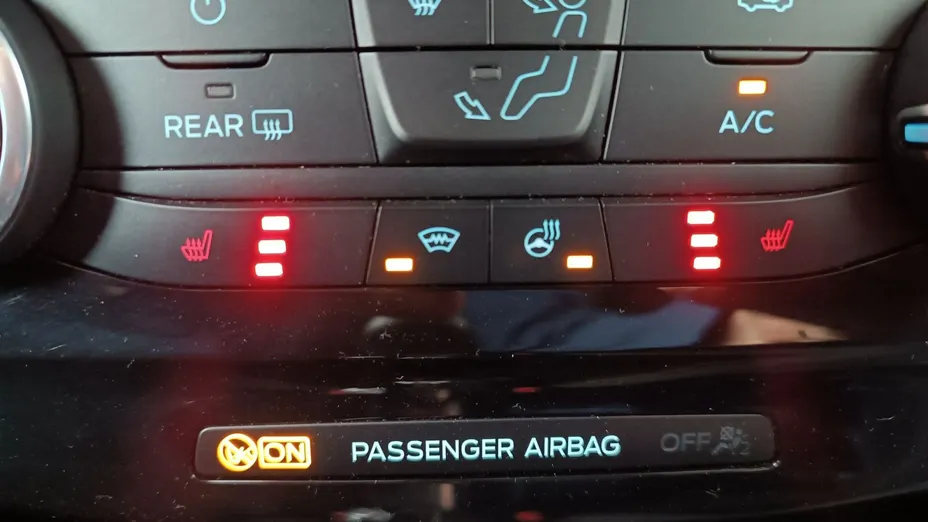 FORD Puma Puma 1.0 EcoBoost Titanium