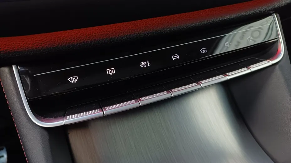 MG HS HS 1.5 T-GDI Exclusive DCT