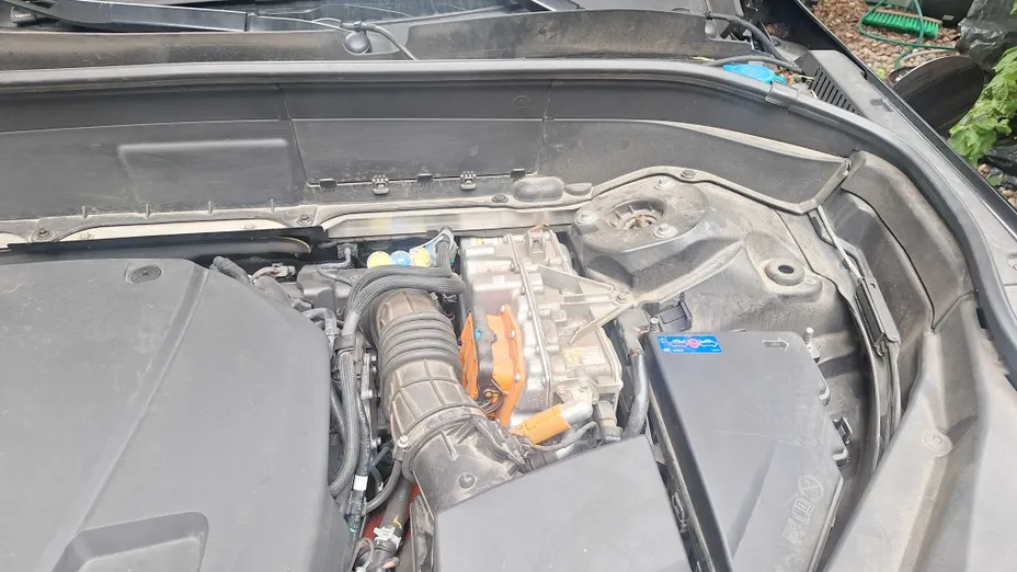 VOLVO XC90 -