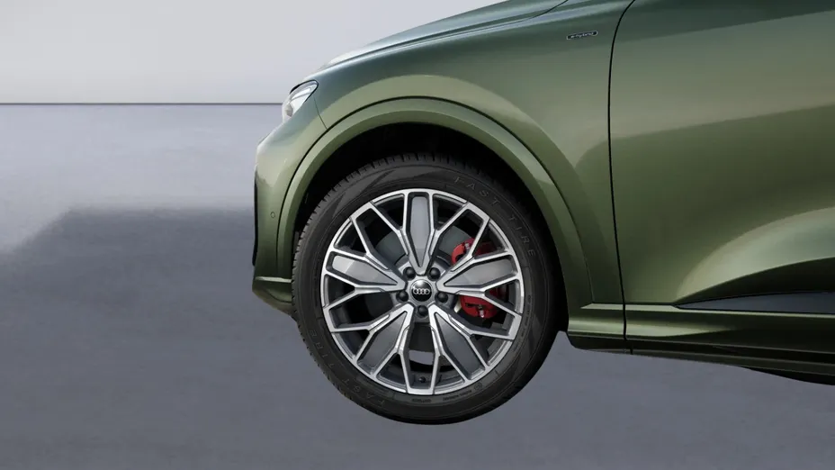 AUDI Q5 Q5 e-Hybrid 220 kW Quattro S tronic Nowy