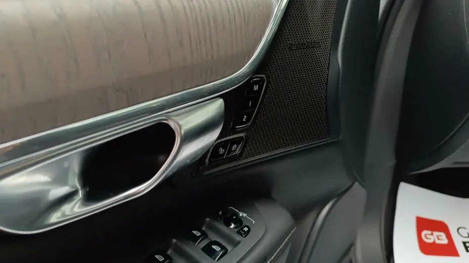 VOLVO V90 V90 CC D5 SCR AWD aut