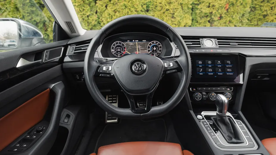 VOLKSWAGEN Arteon Arteon 2.0 TSI Elegance DSG