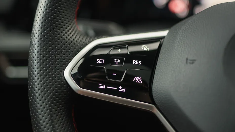 VOLKSWAGEN Golf Golf VIII 2.0 TSI GTI DSG