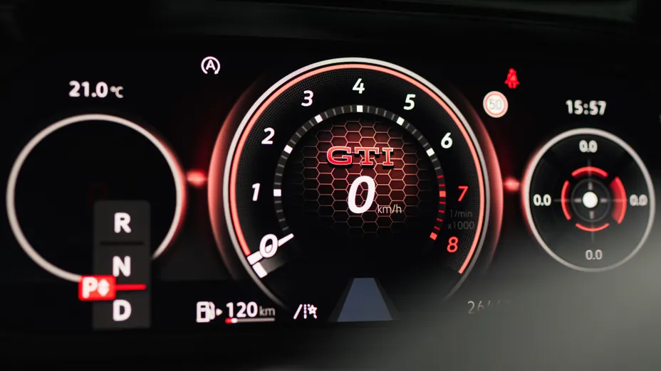 VOLKSWAGEN Golf Golf VIII 2.0 TSI GTI DSG