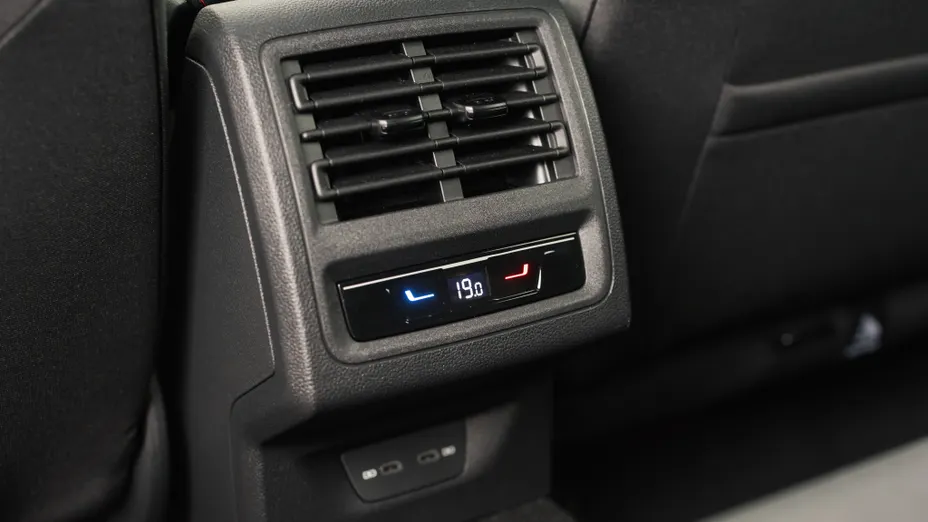 VOLKSWAGEN Golf Golf VIII 2.0 TSI GTI DSG