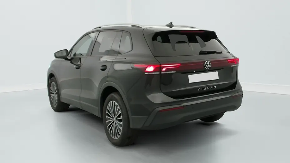 Volkswagen Tiguan -