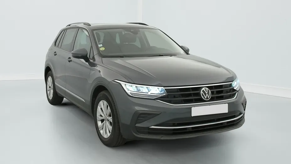 Volkswagen Tiguan -