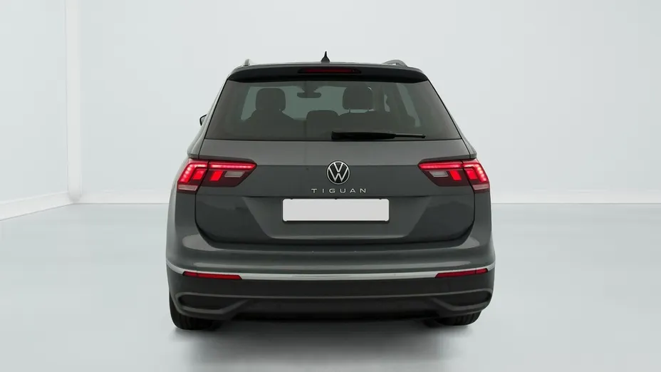 Volkswagen Tiguan -