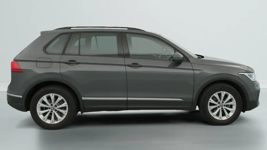 Volkswagen Tiguan -