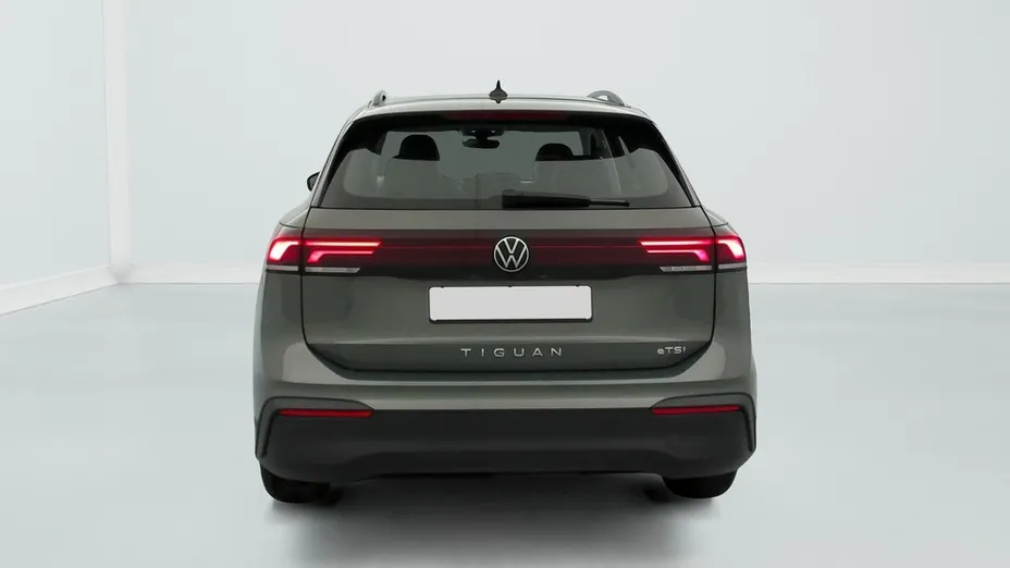 Volkswagen Tiguan -