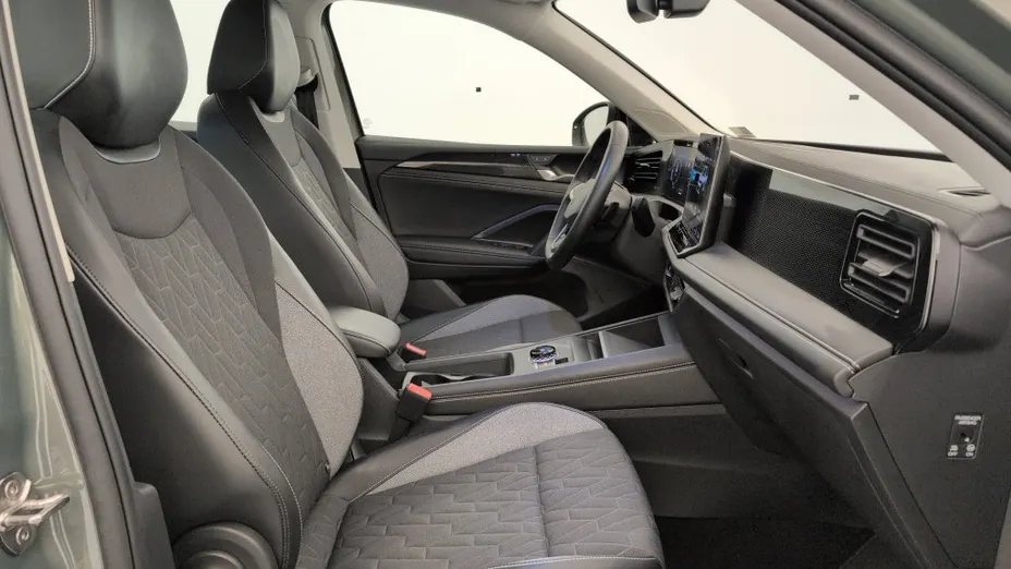 Volkswagen Tiguan -