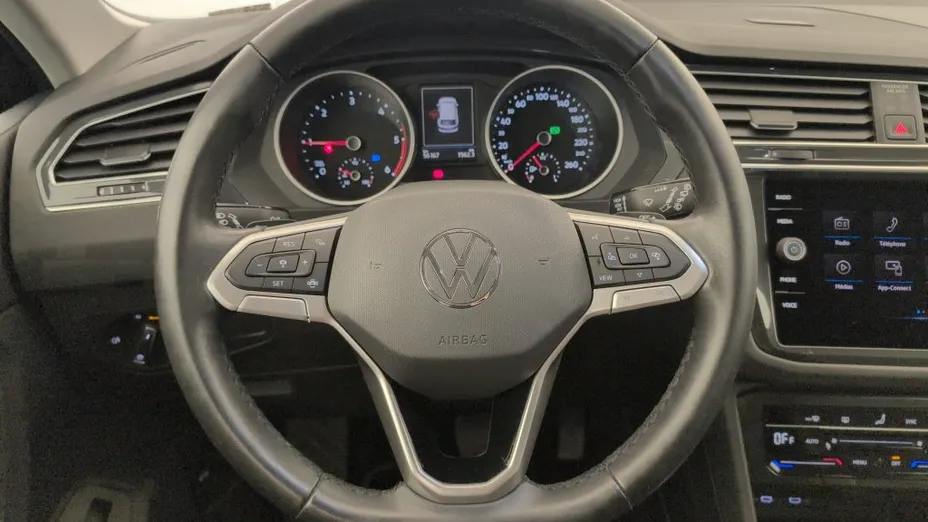 Volkswagen Tiguan -
