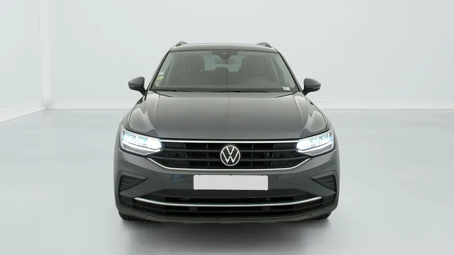 Volkswagen Tiguan -