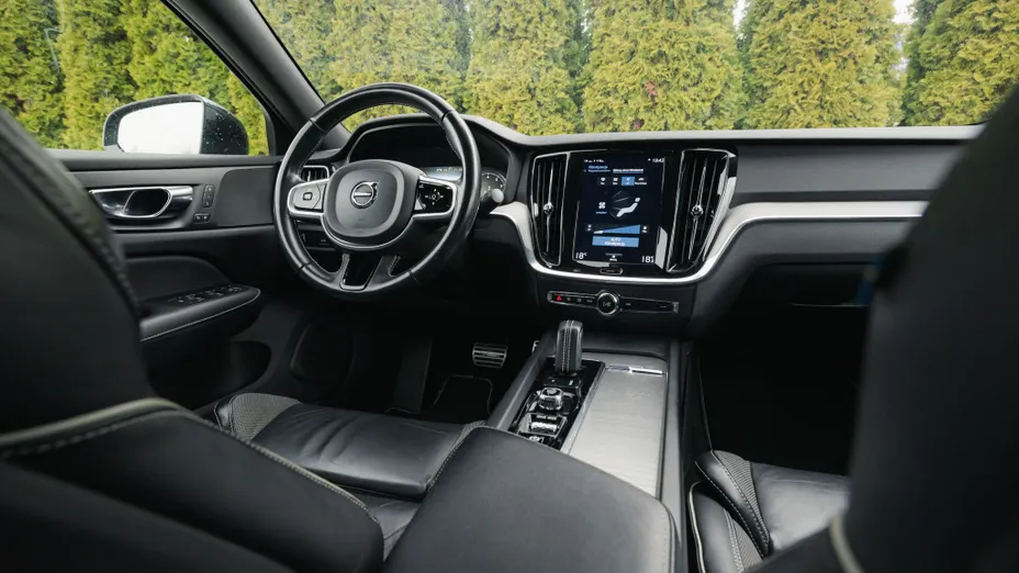 VOLVO S60 S60 B5 B R-Design aut