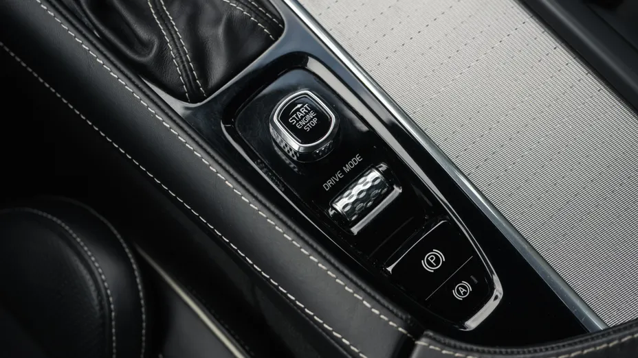 VOLVO S90 S90 D5 SCR AWD R-Design aut