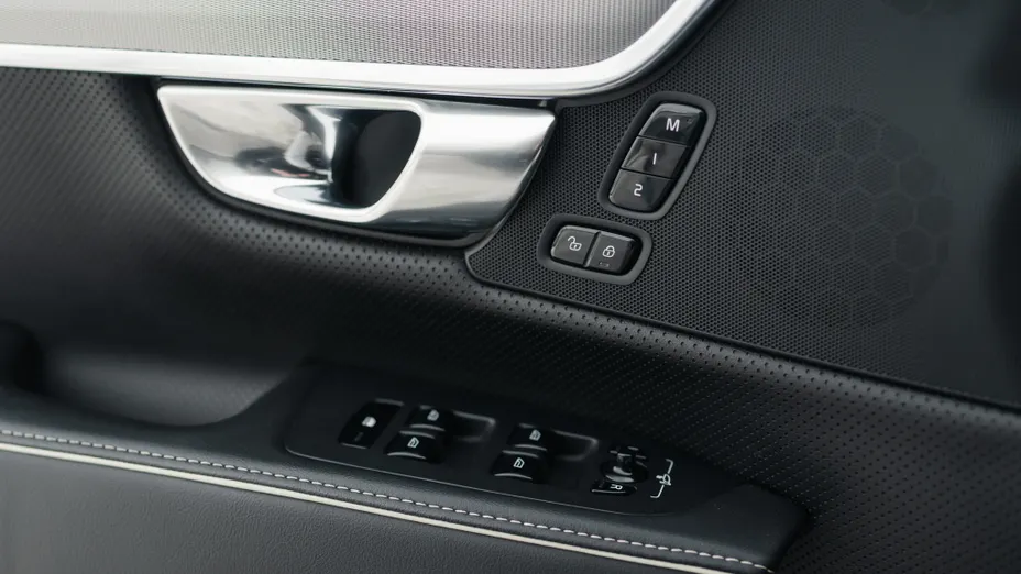 VOLVO S90 S90 D5 SCR AWD R-Design aut