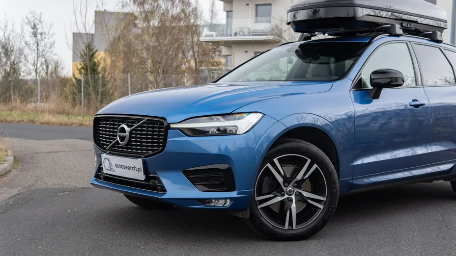 VOLVO XC60 XC60 B4 D AWD R-Design aut