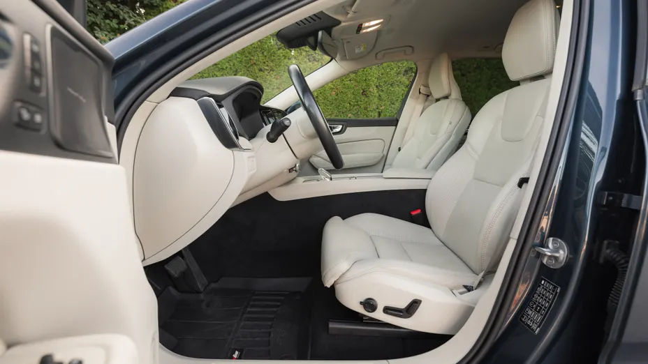VOLVO XC60 XC60 B4 D AWD Inscription aut