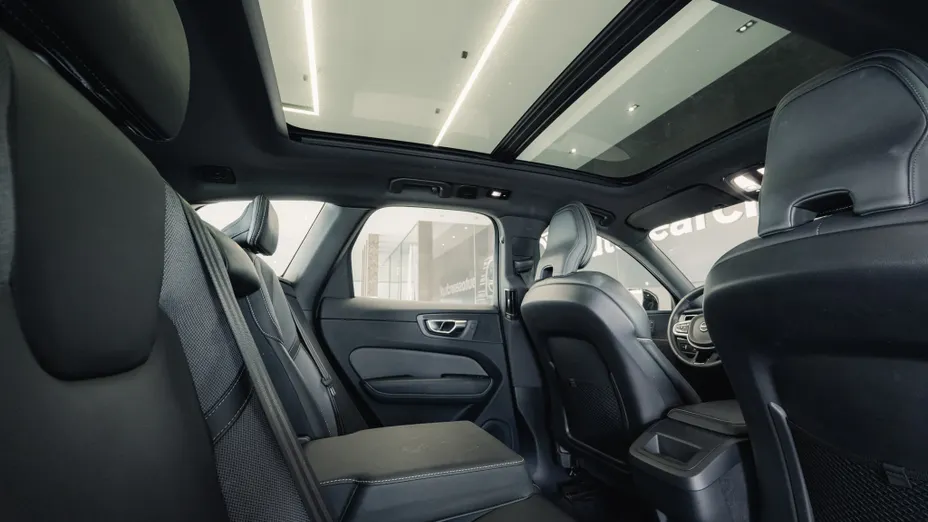 VOLVO XC60 XC60 B4 D R-Design aut