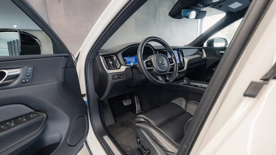 VOLVO XC60 XC60 B4 D R-Design aut