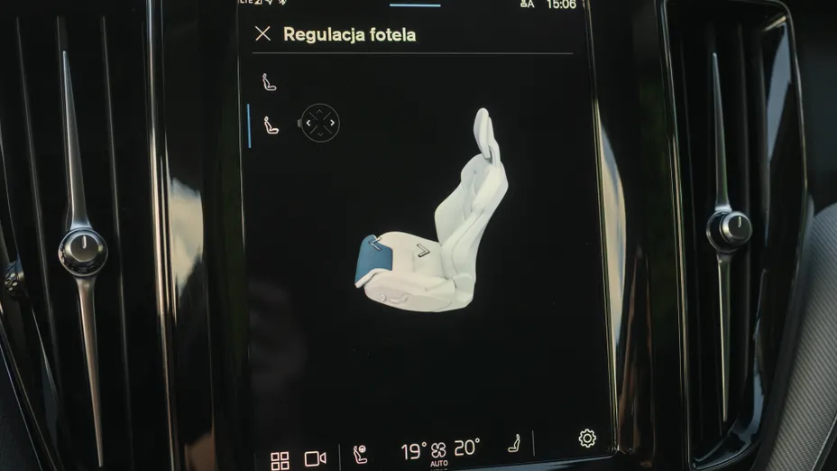 VOLVO XC60 XC60 B5 B AWD Plus Black Edition aut