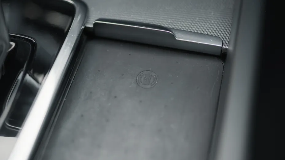 VOLVO XC60 XC60 B5 B AWD Plus Black Edition aut