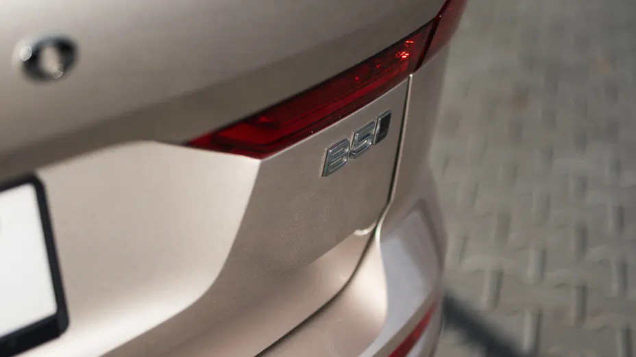 VOLVO XC60 XC60 B5 B AWD Plus Black Edition aut