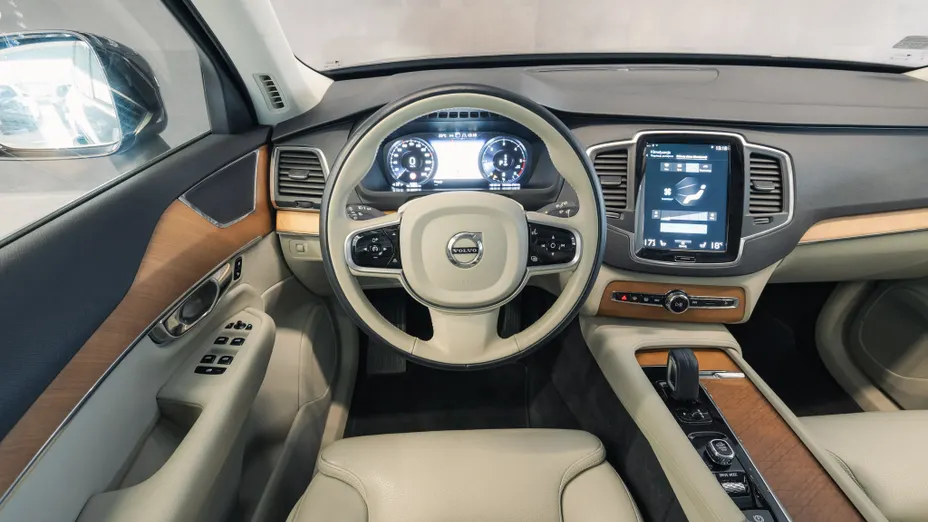 VOLVO XC90 XC90 B5 D AWD Momentum Pro aut