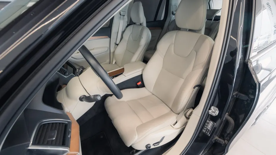 VOLVO XC90 XC90 B5 D AWD Momentum Pro aut
