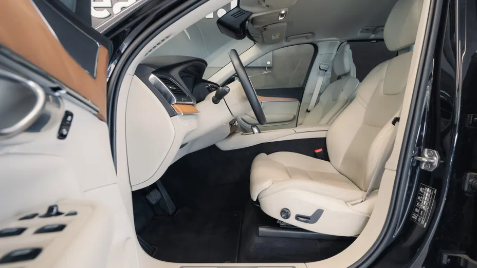 VOLVO XC90 XC90 B5 D AWD Momentum Pro aut