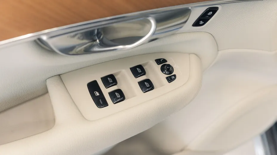 VOLVO XC90 XC90 B5 D AWD Momentum Pro aut