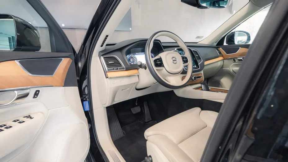 VOLVO XC90 XC90 B5 D AWD Momentum Pro aut