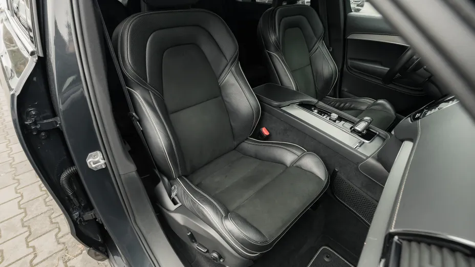 VOLVO XC90 XC90 B5 D AWD R-Design aut