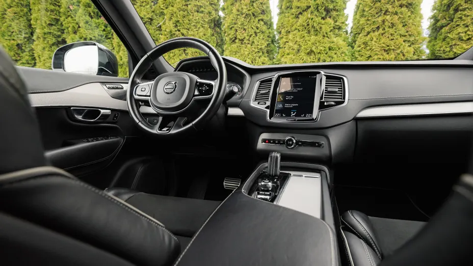 VOLVO XC90 XC90 B5 D AWD R-Design aut