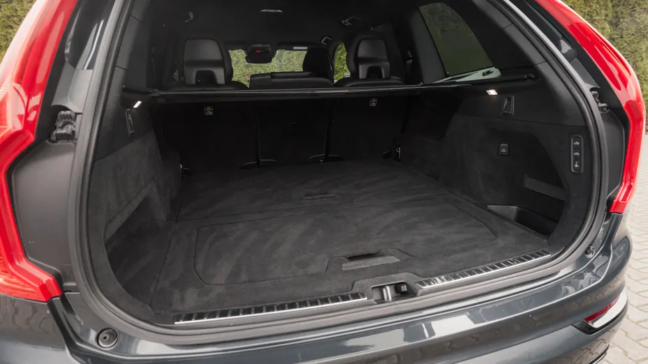 VOLVO XC90 XC90 B5 D AWD R-Design aut