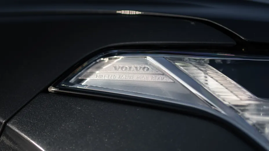 VOLVO XC90 XC90 B5 D AWD R-Design aut