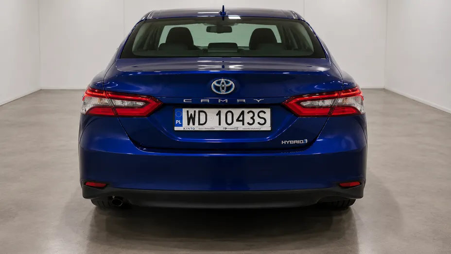 TOYOTA Camry -