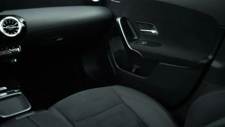 MERCEDES-BENZ A Klasa A 200 AMG Line 7G-DCT