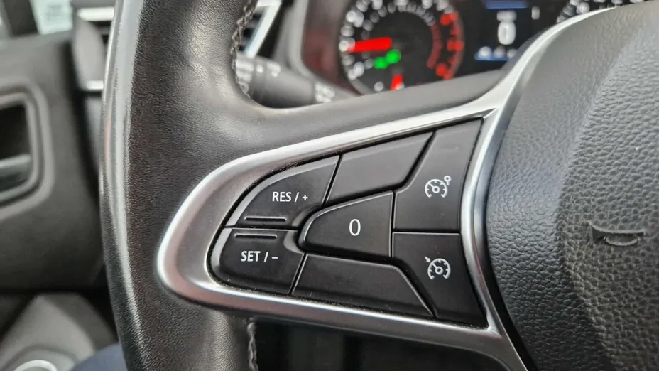 RENAULT Clio Clio 1.0 TCe Equilibre LPG