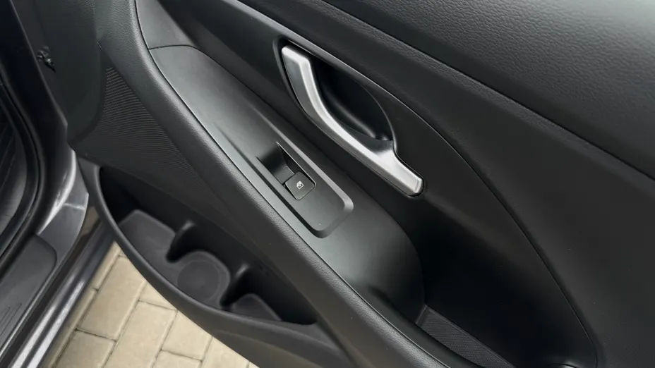 HYUNDAI i30 i30 1.5 T-GDI 48V Smart Plus