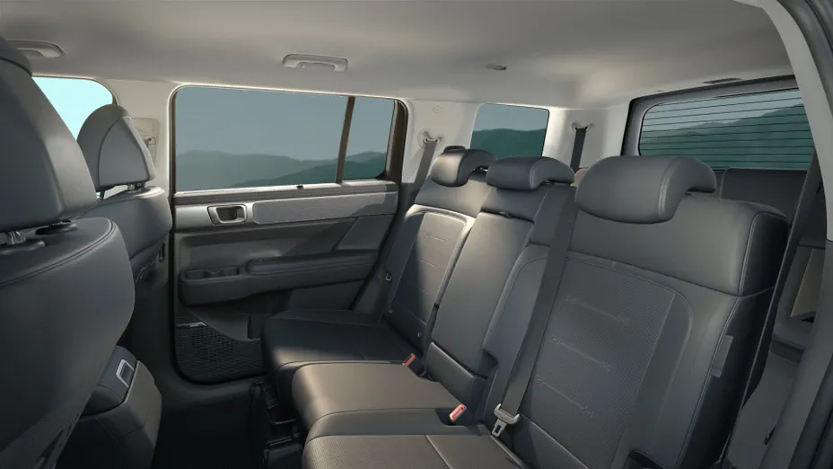 HYUNDAI Santa Fe Santa Fe 1.6 T-GDI HEV Platinum 4WD aut 7os. Nowy