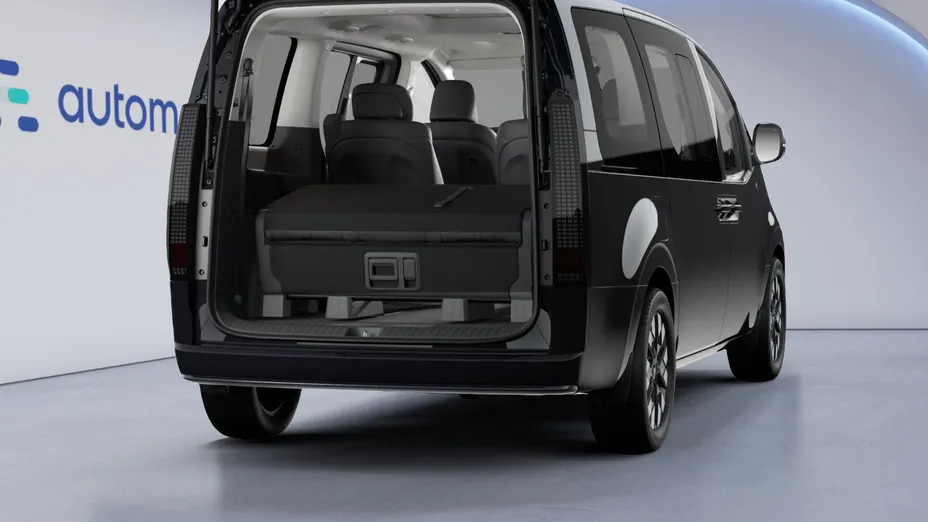 HYUNDAI Staria Staria 1.6 T-GDI HEV Luxury aut Nowy