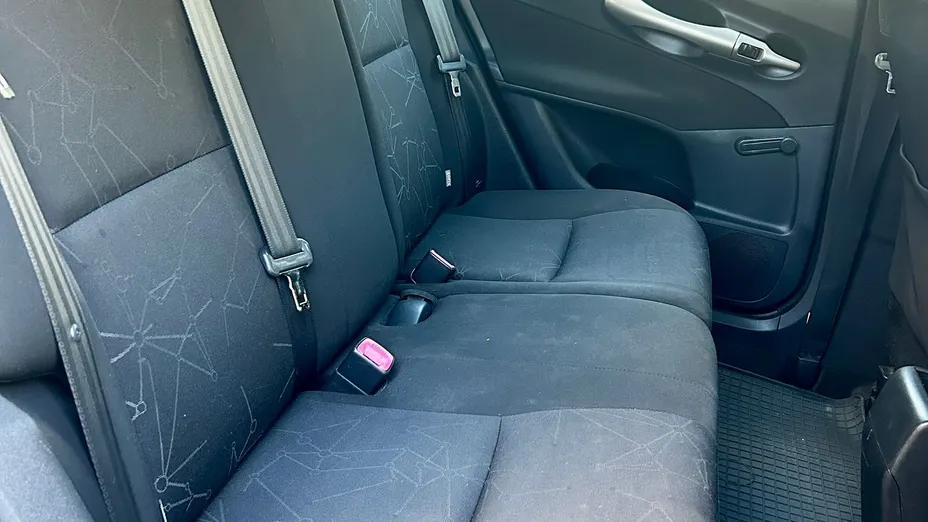 TOYOTA Auris Auris 1.33 VVT-i Active