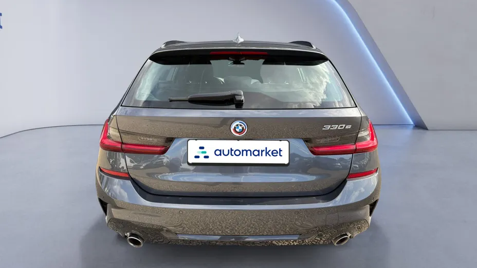 BMW Seria 3 330e xDrive M Sport sport-aut