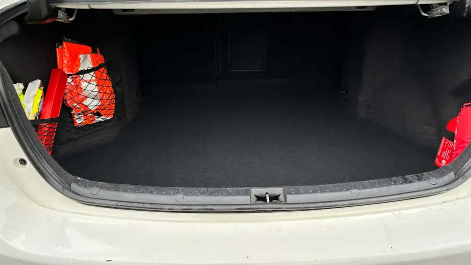 TOYOTA Avensis Avensis 2.0 D-4D Prestige