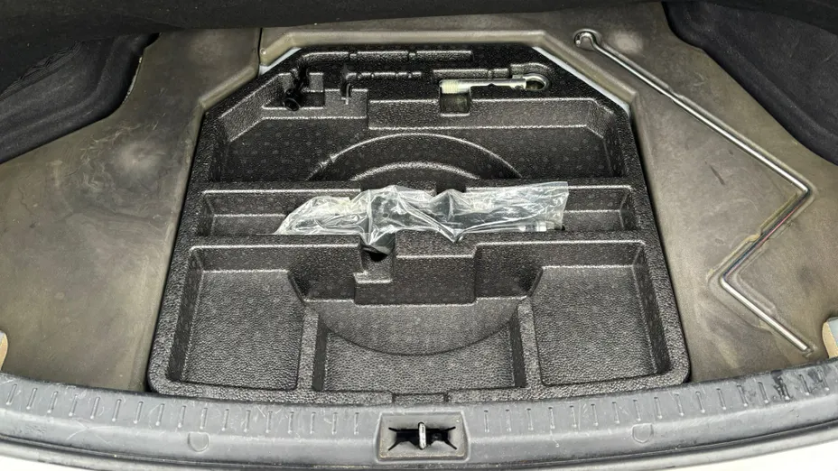 TOYOTA Avensis Avensis 2.0 D-4D Prestige