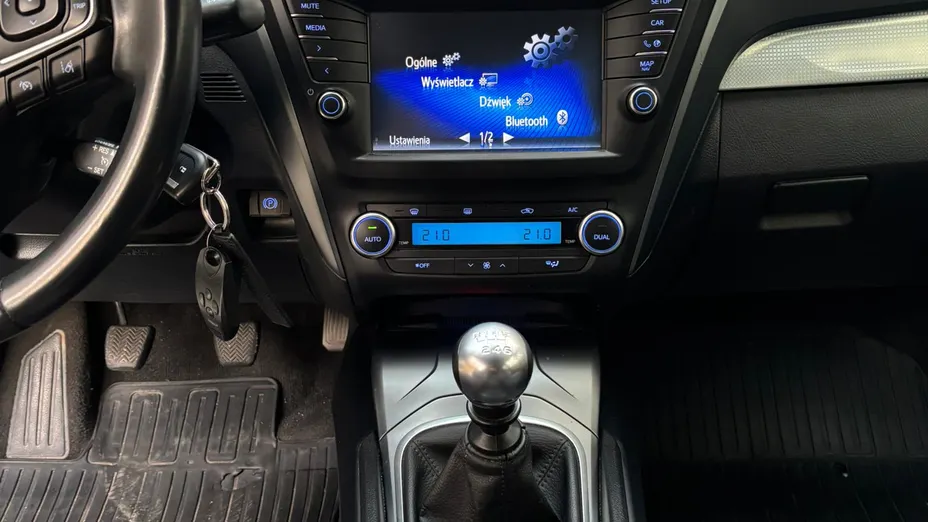 TOYOTA Avensis Avensis 2.0 D-4D Prestige