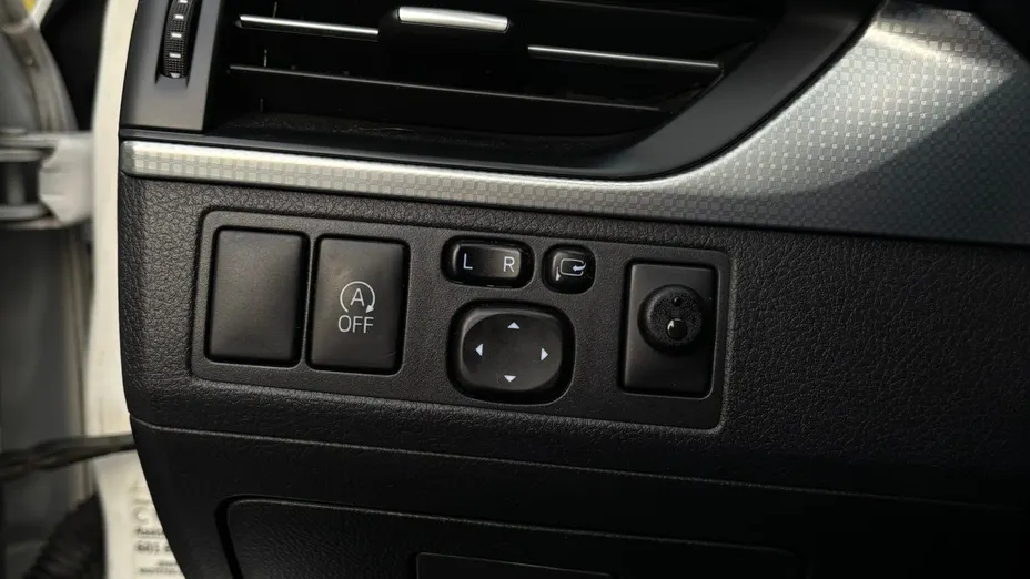 TOYOTA Avensis Avensis 2.0 D-4D Prestige